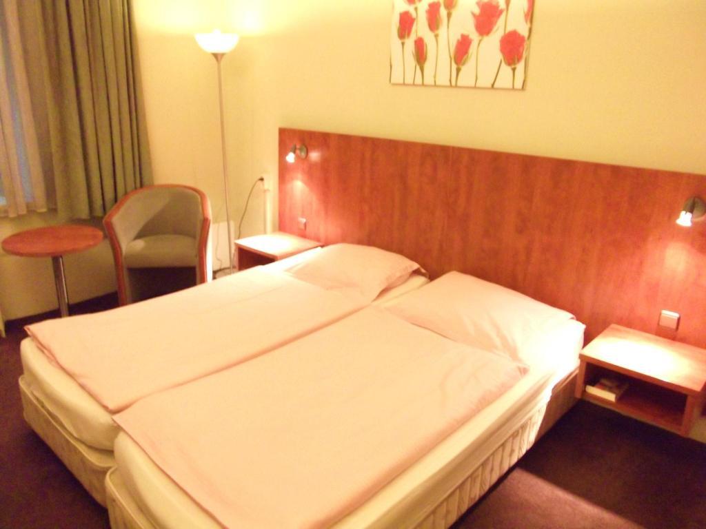 Stationshotel Venlo Kamer foto